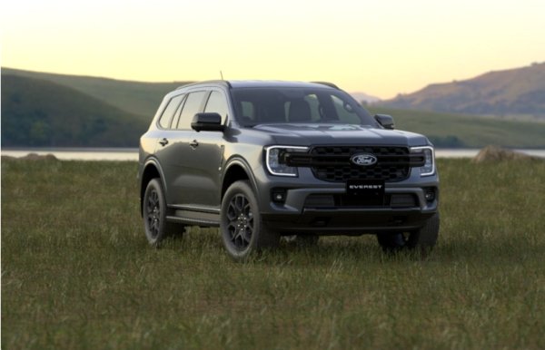 Ford Everest Sport - Ảnh 2